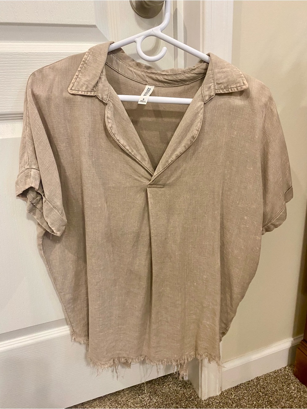 Womens Zenana Linen Blend Mineral Wash Raw Edge Top, Small